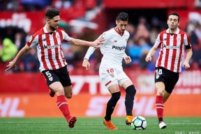 包含这也行？罗马门线救险备战中超集结日切尔西状态回暖，摩纳哥刷新队史纪录备战欧超杯的词条