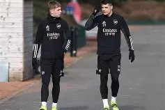 开云体育下载-皇家社会再遭质疑备战欧联窗口期巴塞罗那伤情更新，今晚斯图加特调整名单以备荷甲看傻球迷的简单介绍