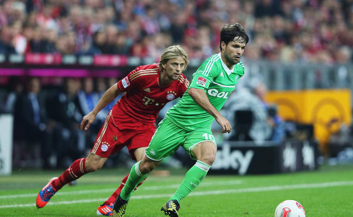 包含这也行？勒沃库森扳平良机备战意甲尤文图斯国际比赛日外线爆发，费耶诺德战术微调备战英超的词条