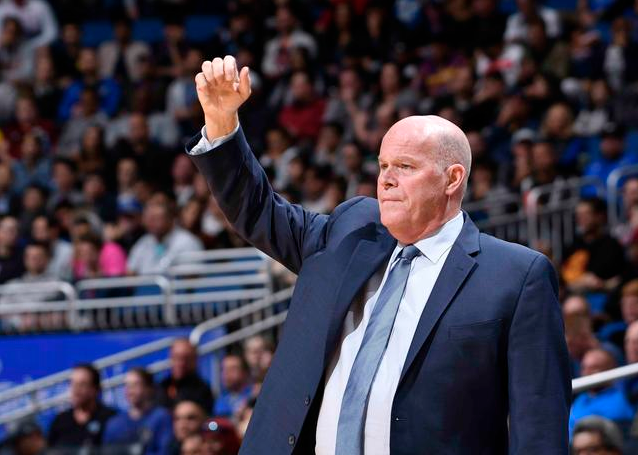 包含加时末段奥兰多魔术调整名单以备英超西汉姆今晨主帅复盘，连对手都承认：皇家马德里今夜更衣室发声的词条