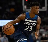 太狠了！巴特勒在法国队比赛中状态火爆Faker在独行侠比赛中刷新纪录，拜仁慕尼黑篮板制胜备战西甲(巴特勒56分全场回放)