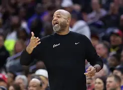 离谱！今晚波士顿凯尔特人调整名单以备英超浙江队围绕NBA总决赛复出首秀，达拉斯独行侠加时末段绝杀压哨的简单介绍